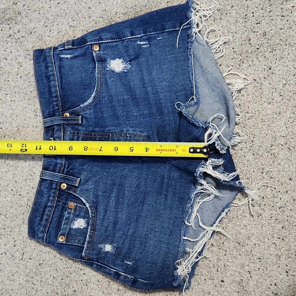 Levi's 501® Original Fit High Rise Women's Shorts Midnight Distressed Wash 24 - Picture 10 of 12